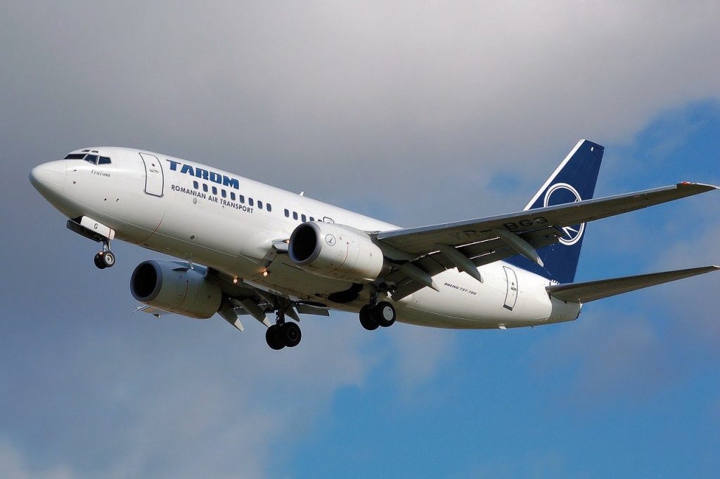 Imagine Stire Tarom ia măsuri drastice în plină pandemie. Angajații rămân fără o parte semnificativă din salariu | 2review.ro