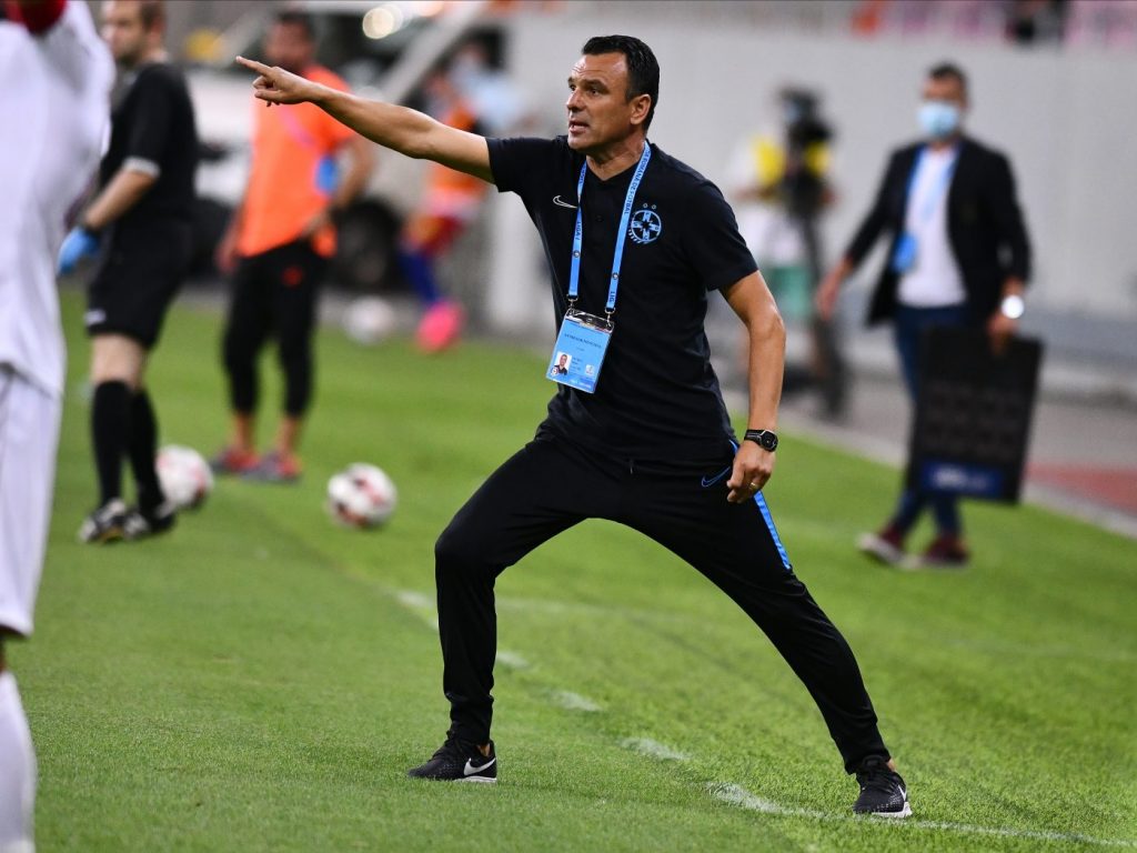 Liga 1: Toni Petrea vrea victoria cu „rechinii” » FCSB – Farul se joacă și la pariuri »»