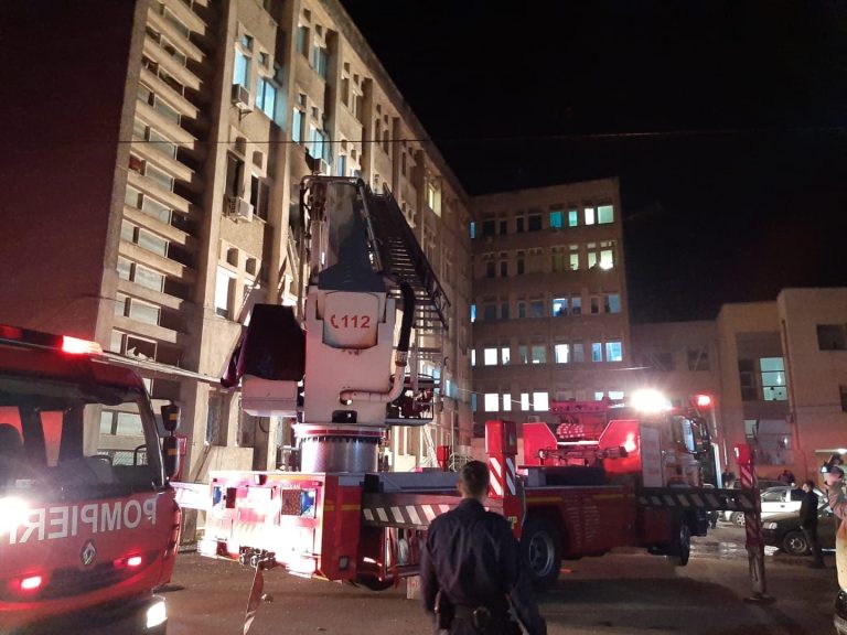 Incendiu la ATI Piatra Neamț, opt oameni au murit! Nelu Tătaru ajunge de urgență acolo – VIDEO