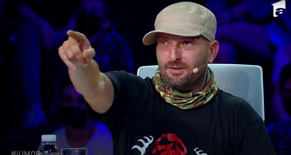 Imagine Stire Îţi vei schimba total părerea despre el! Ce studii are Cheloo şi care este numele lui real | 2review.ro