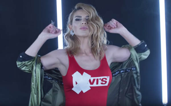 Imagine Stire Ellie White surprinde după ce a scăpat de COVID-19: ”Voi face din nou!” | 2review.ro