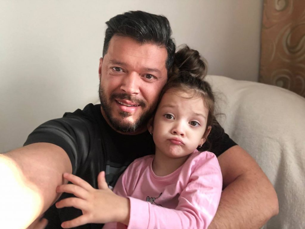 Imagine Stire Ce făceau Victor Slav și Sofia cu câteva ore înainte de arestarea lui Alex Bodi. Bianca, determinată plece din țară cu tot cu fiica sa. VIDEO | 2review.ro