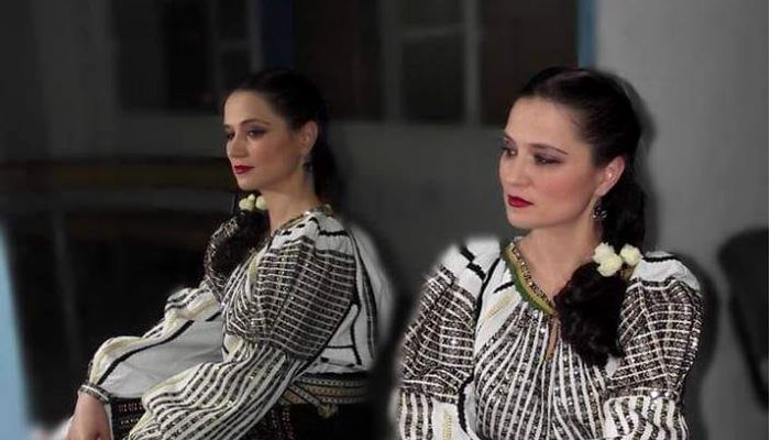 Imagine Stire Mesajul emoționant al Nicoletei Voicu pentru mama ei: ”Ți-aș face chipul o icoană…” + Imagini de colecție cu artista când era mică | 2review.ro
