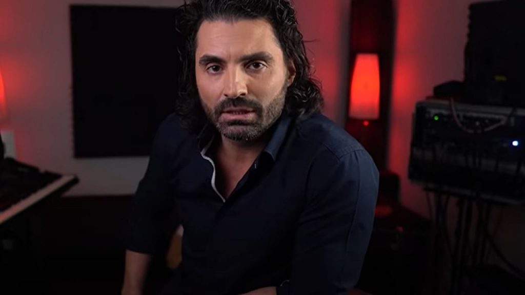 Imagine Stire Familia lui Pepe a aflat de pe internet că artistul divorțează. Ce reacție au avut fratele și mama lui | 2review.ro
