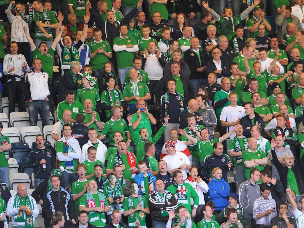 Imagine Stire Fabulos: Irlanda de Nord- România se joacă cu fani în tribune! | 2review.ro