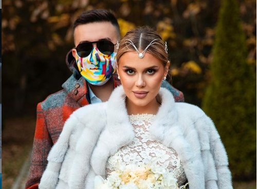 Emily Burghelea a divulgat secretul iubitului, după ce și-a vizitat socrii: ”Am fost prima fată! Ca-n povești!”