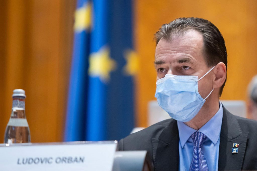 Ce se întâmplă cu slujbele de Crăciun? Anunțul de ultimă oră al premierului Ludovic Orban
