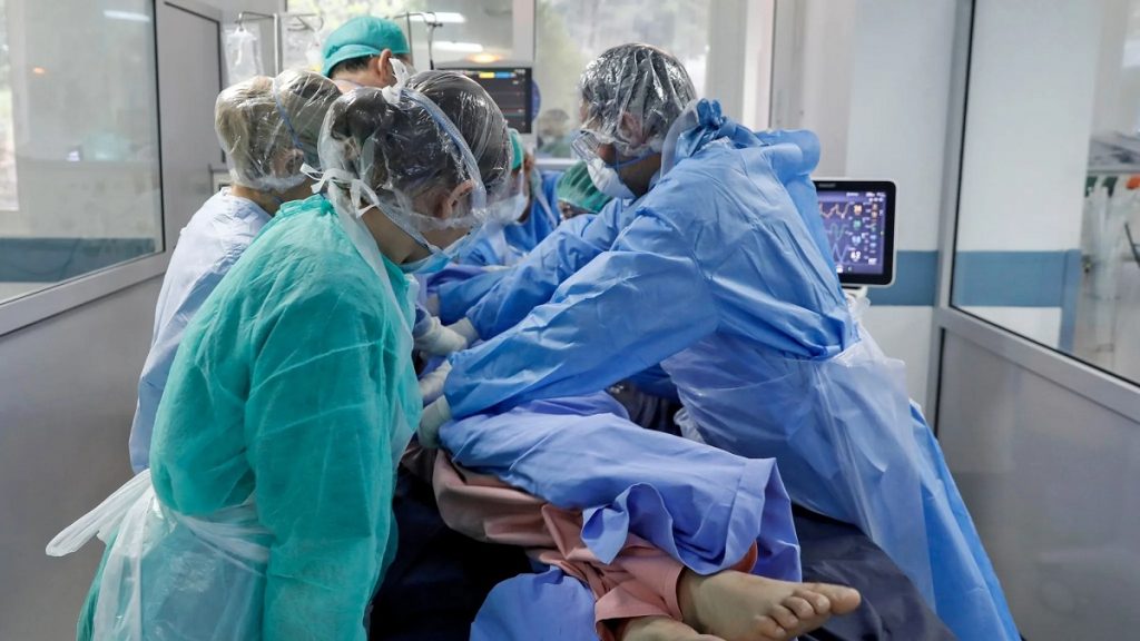 Bilanțul negru al deceselor cauzate de COVID-19. Câți români infectați au murit, de la ultima informare