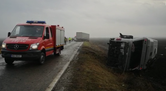 Grav accident de circulație în Brăila. Două persoane au murit pe loc