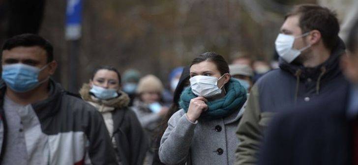 Imagine Stire Masca de protecţie, obligatorie în toate spaţiile publice închise și deschise din Capitală, începând de vineri. Care sunt excepţiile | 2review.ro