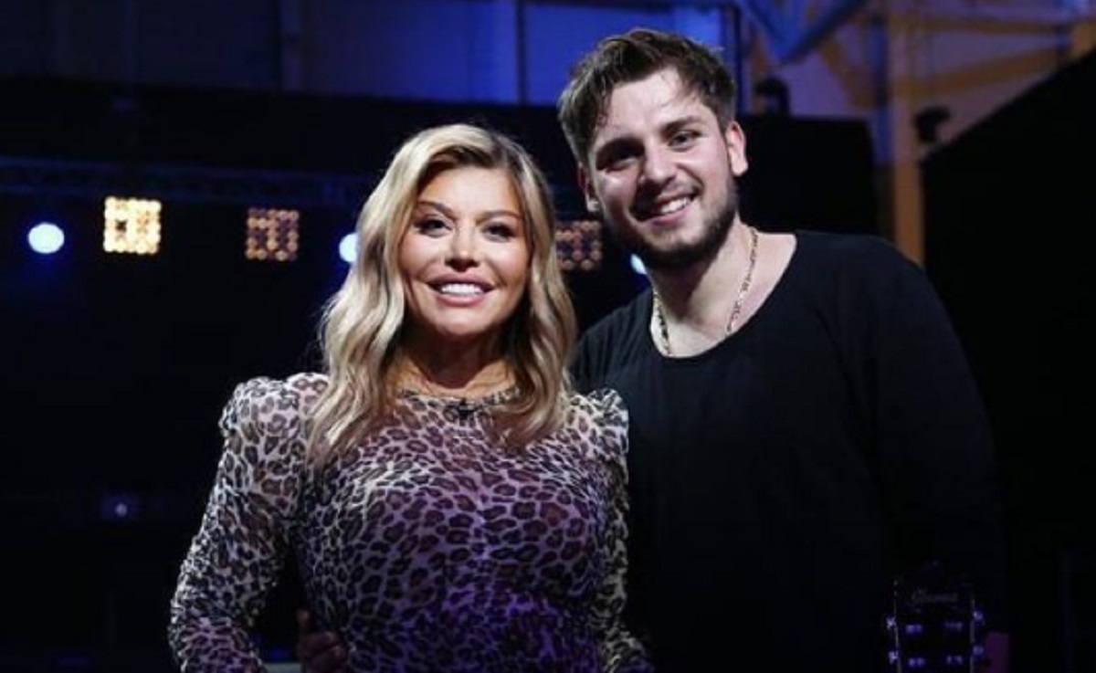 Ce mesaj subliminal i-a transmis Adrian Petrache mentorului său de la X Factor, Loredana Groza. Totul…după scenele fierbinți din finală!