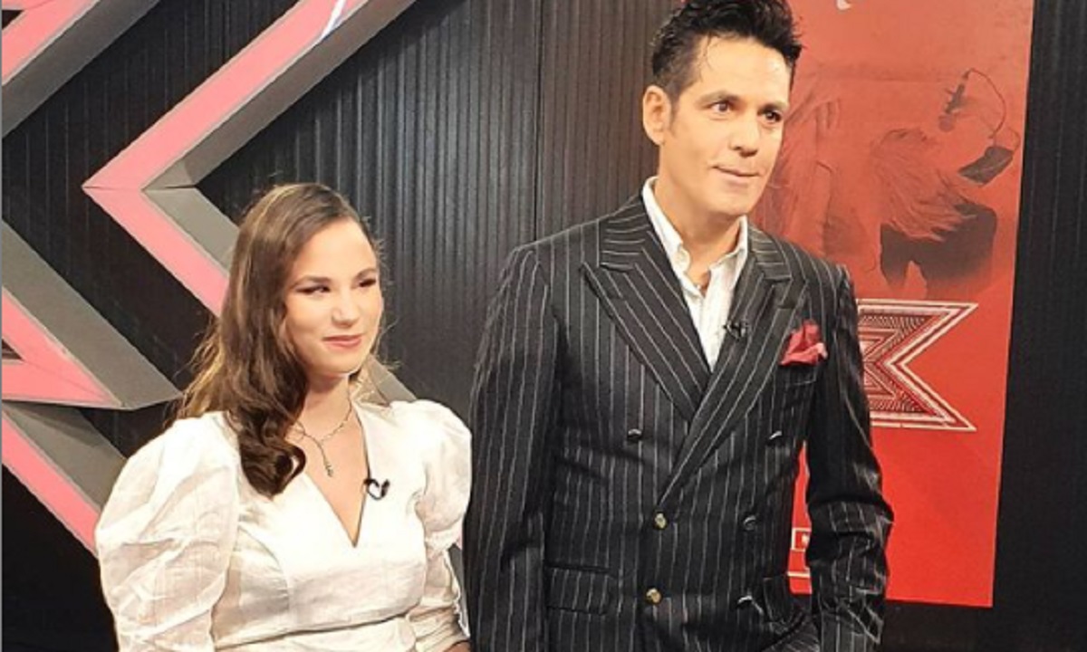 Mesajul emoționant postat de Ștefan Bănică, după ce concurenta lui, nevăzătoare, a câștigat X Factor: „Ce a reușit este mai mult decât un premiu”