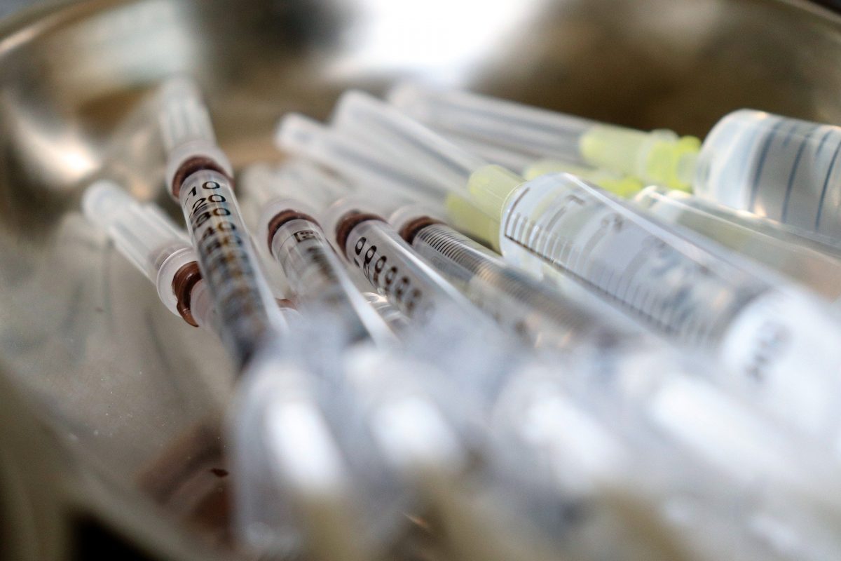Declarațiile șocante ale unui medic despre antivacciniști: „Nu trebuie conectați la ventilator, dacă se infectează”