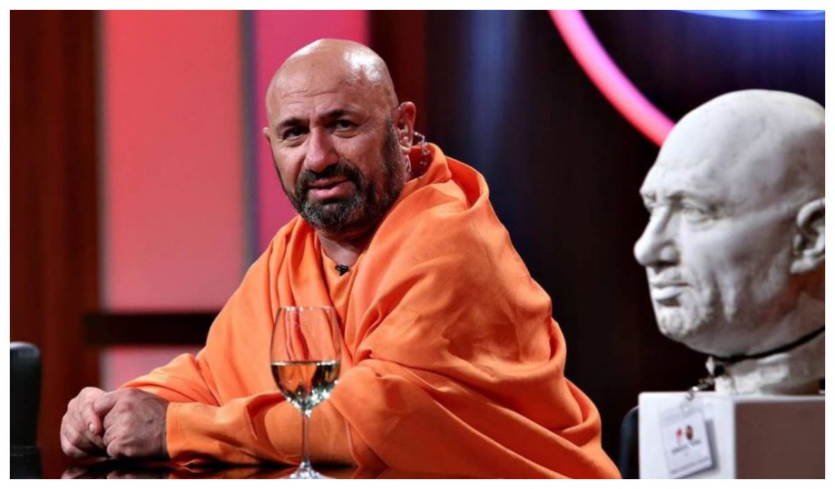 Cătălin Scărlătescu într-o ipostază așa cum nu l-ai mai văzut! Juratul de la „Chefi la Cuțite” plimbă căruciorul copilului
