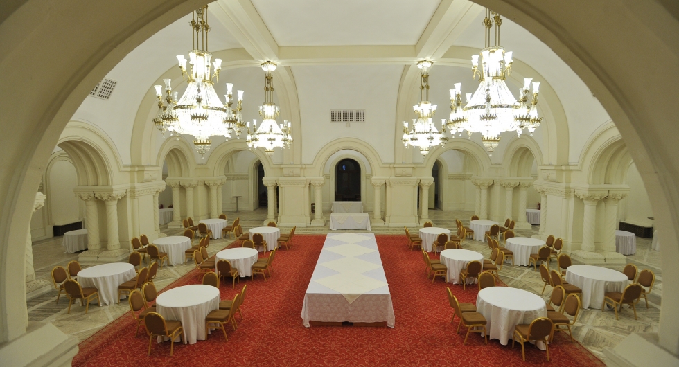 Cum arată meniul restaurantului din Palatul Parlamentului! Cel mai scump produs nu depășește 20 de lei
