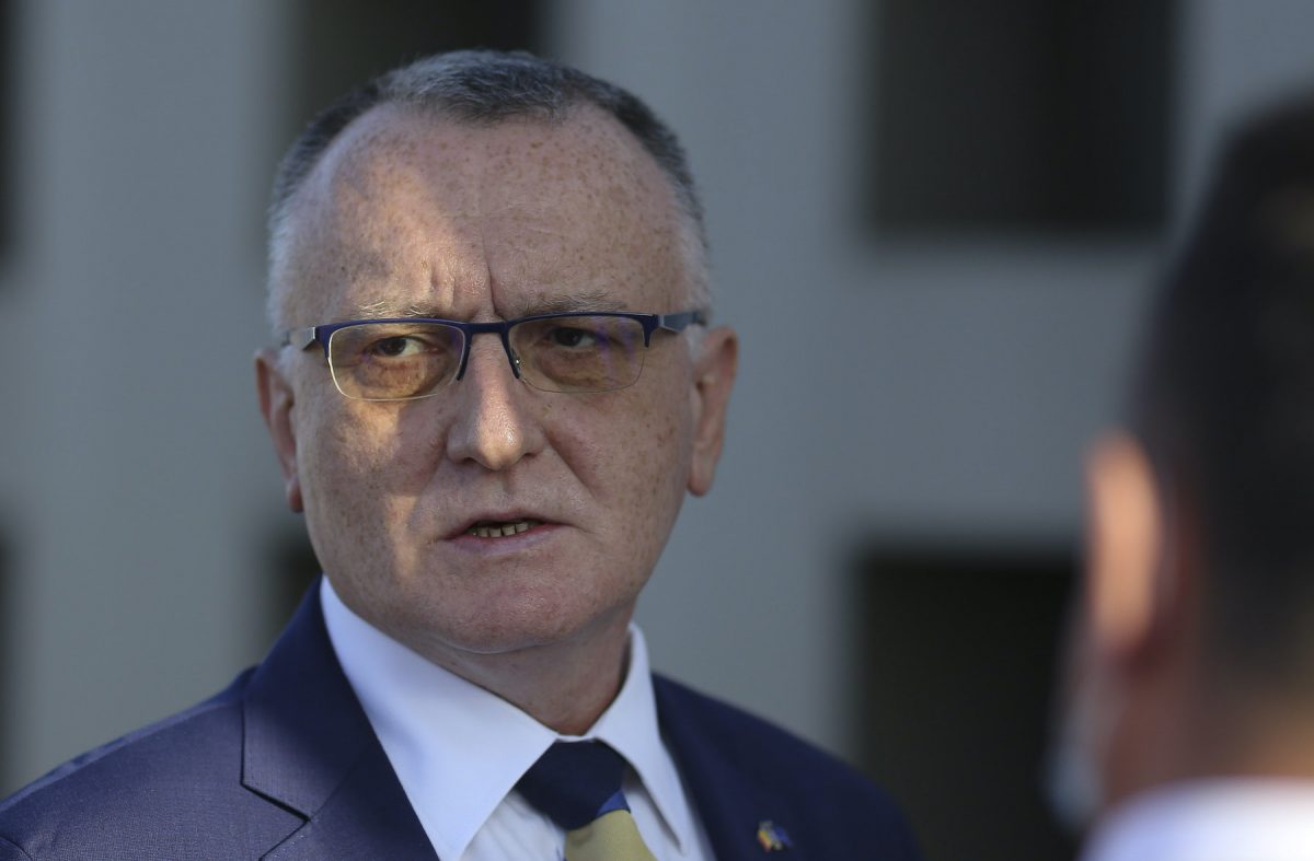 Anunț de ultimă oră al ministrului Cîmpeanu despre redeschiderea școlilor: ”Nu excludem niciun scenariu!”