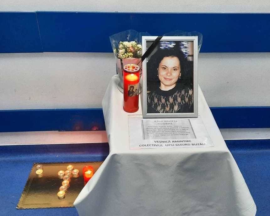 O asistentă de 32 de ani a murit din cauza coronavirusului, la doar câteva zile după ce a născut