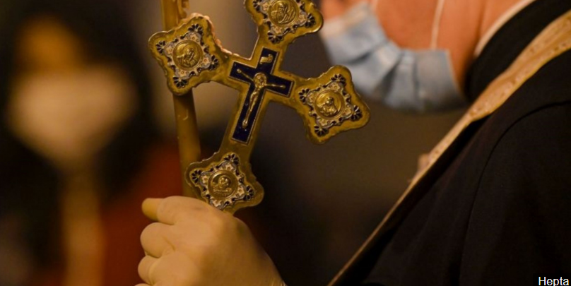 Preot român denunțat de două femei că le-a făcut propuneri vulgare! Ce decizie a luat Episcopia VIDEO