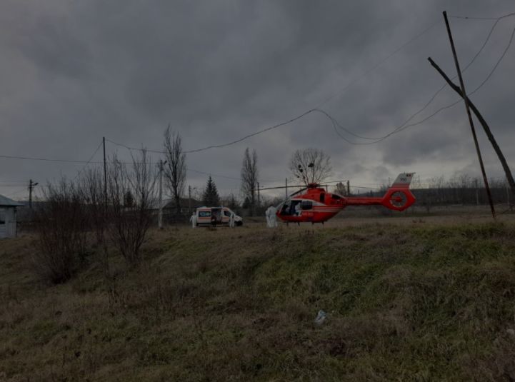 Șocant! O fețită de 8 ani, diagnosticată cu noul COVID-19, a căzut de la etaj în timp ce se afla în izolare. VIDEO