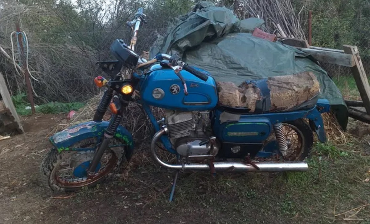 Bancul zilei | Motoreta mea pierde din putere. Ce poate fi?
