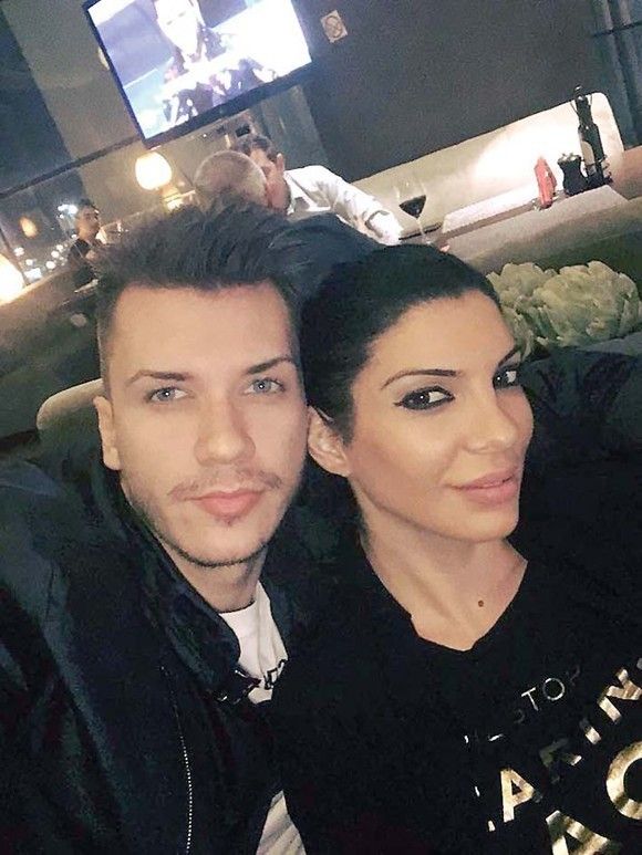 Andreea Tonciu a sărbătorit Valentine’s Day în trei! Cum a fost răsfățată bruneta de soțul ei