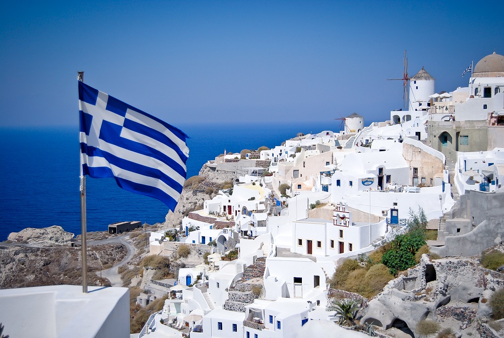 Imagine Stire MAE, anunț de ultimă oră. Ce se întâmplă cu românii care intră în Grecia cu mașina, indiferent dacă au fost sau nu vaccinați | 2review.ro