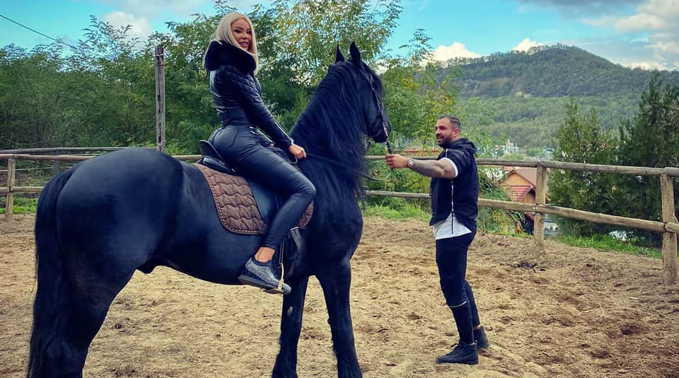 Imagine Stire Alex Bodi, atac subtil la adresa fostei soții, Bianca Drăgușanu: “Nu îmi mai pasă de ceea ce a trecut” | 2review.ro