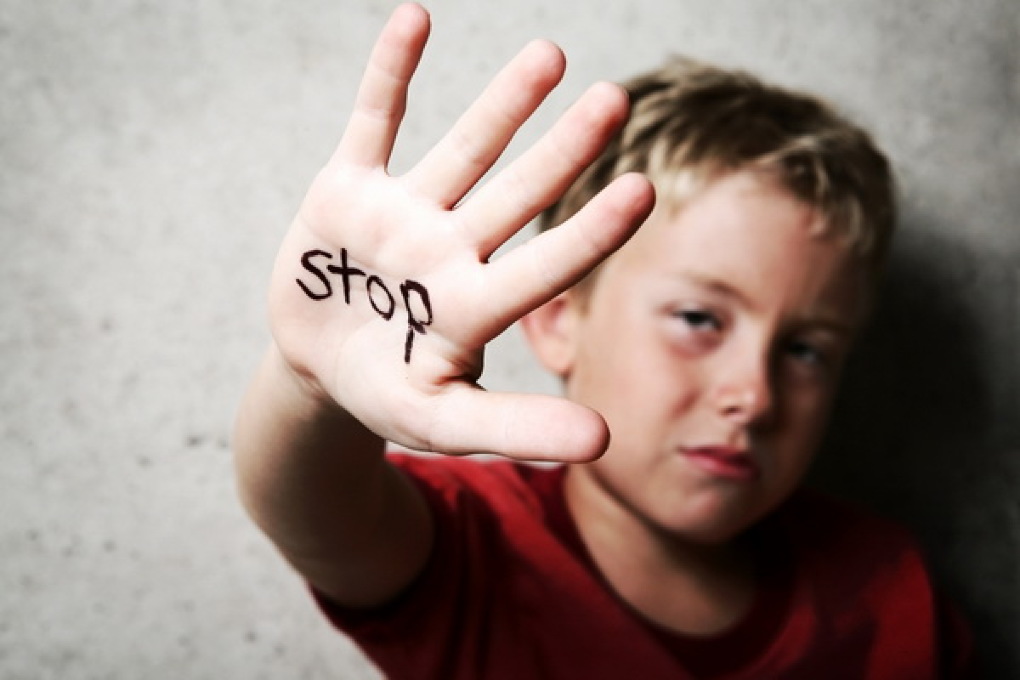 Educatoare, condamnată la închisoare. Cum îi abuza pe copii ce se aflau în grija ei. „E bou rău, mă! Exact ca tac-su!”