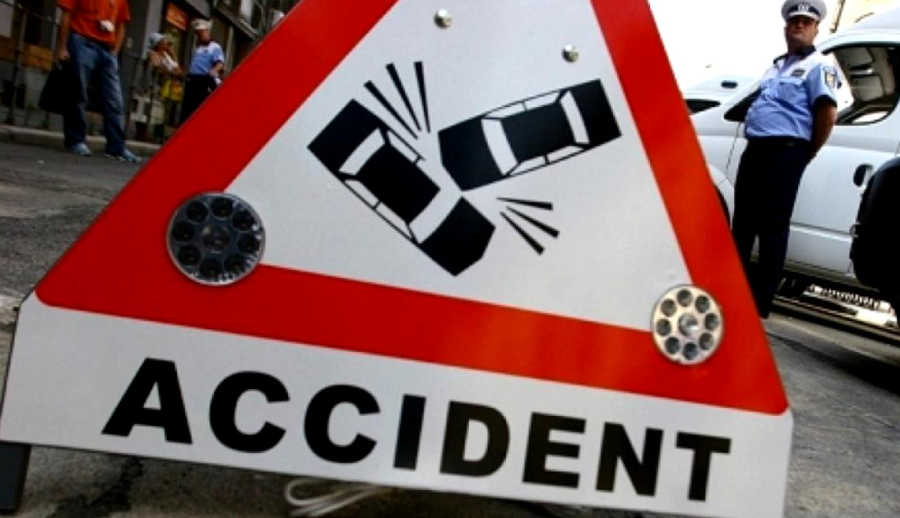 Accident rutier în Iași. Soferițele și-au împărțit pumni și picioare în plină stradă