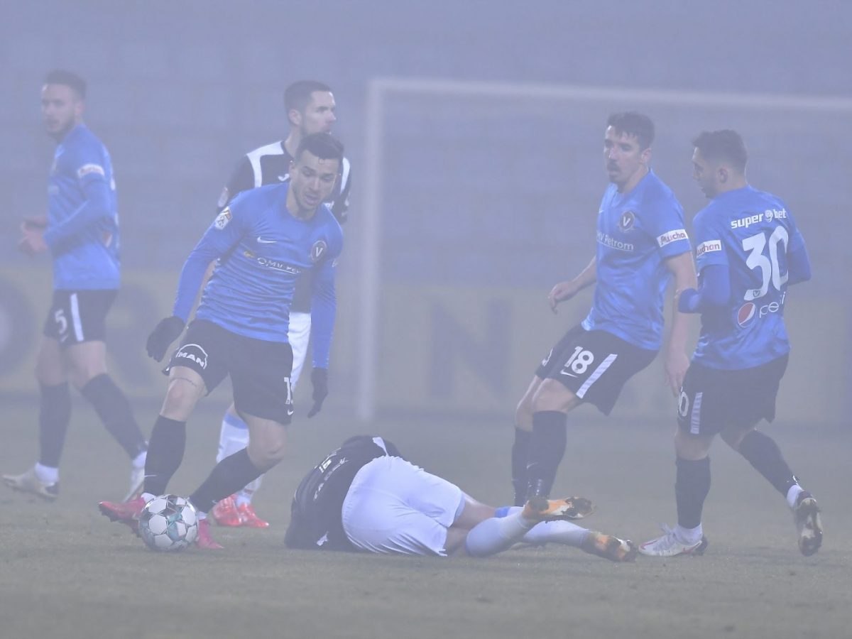 Imagine Stire Întrerupt de ceață, meciul Viitorul – Poli Iași se reia marți din minutul 68 de la 0-0! | 2review.ro