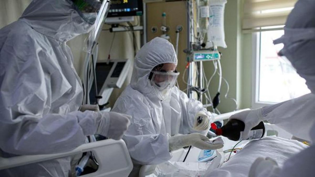 Imagine Stire Câți români au murit, în ultimele 24 de ore, din cauza noului coronavirus. Bilanţ 31 martie 2021 | 2review.ro