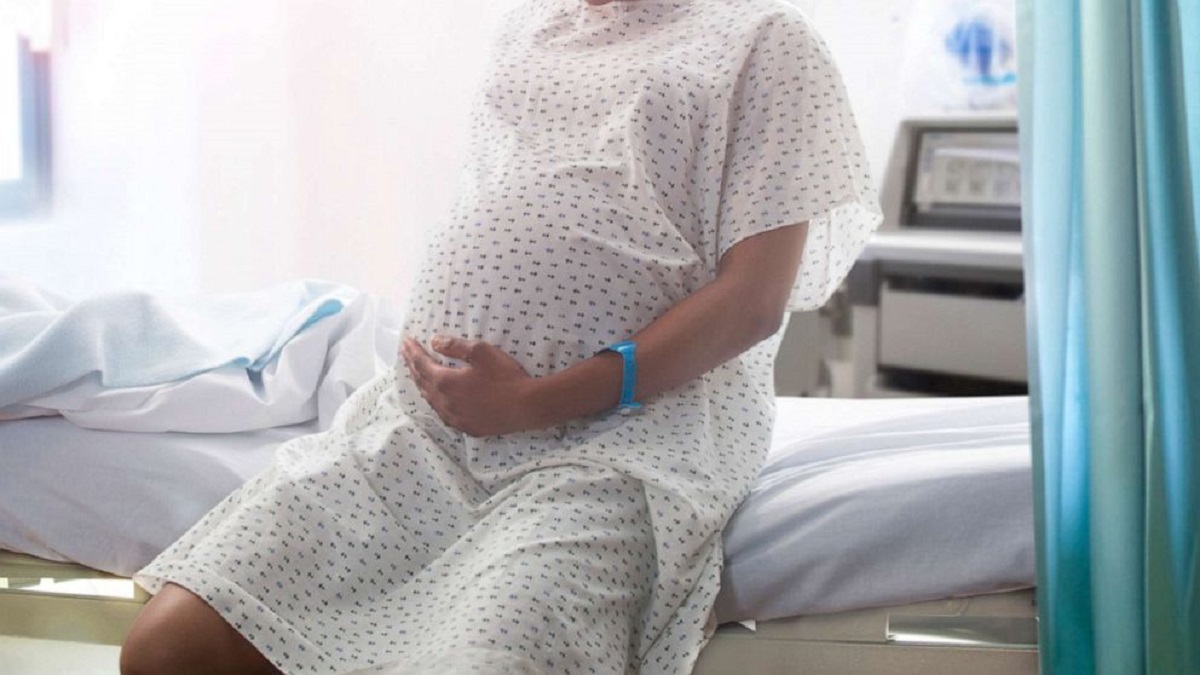 Caz revoltător în Spitalul Județean de Urgență din Târgu Jiu. O femeie însărcinată în 9 luni a fost operată de hernie. Medicii nu şi-au dat seama că e gravidă