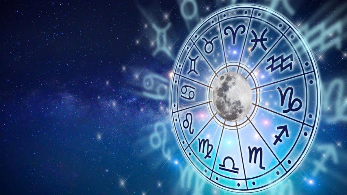 Imagine Stire Horoscop lunar. Previziuni pentru luna aprilie 2021 | 2review.ro