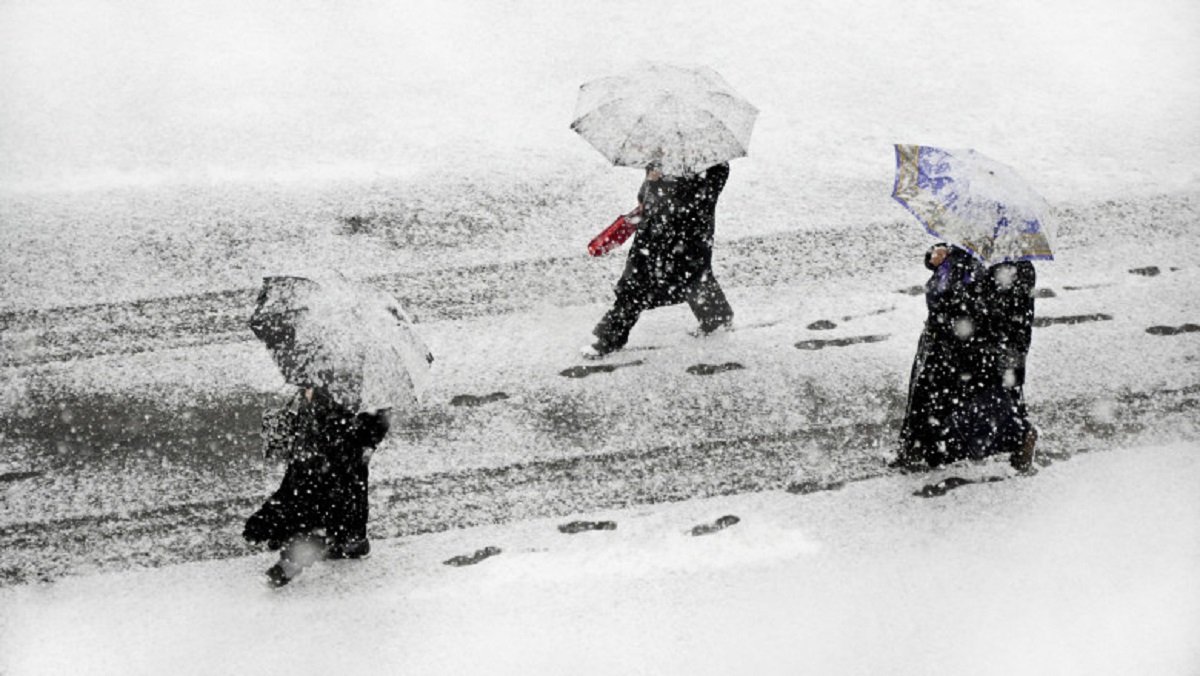 Prognoza meteo pentru următoarele patru săptămâni. Ce temperaturi și ce cantități de precipitații vor fi de Crăciun și de Revelion