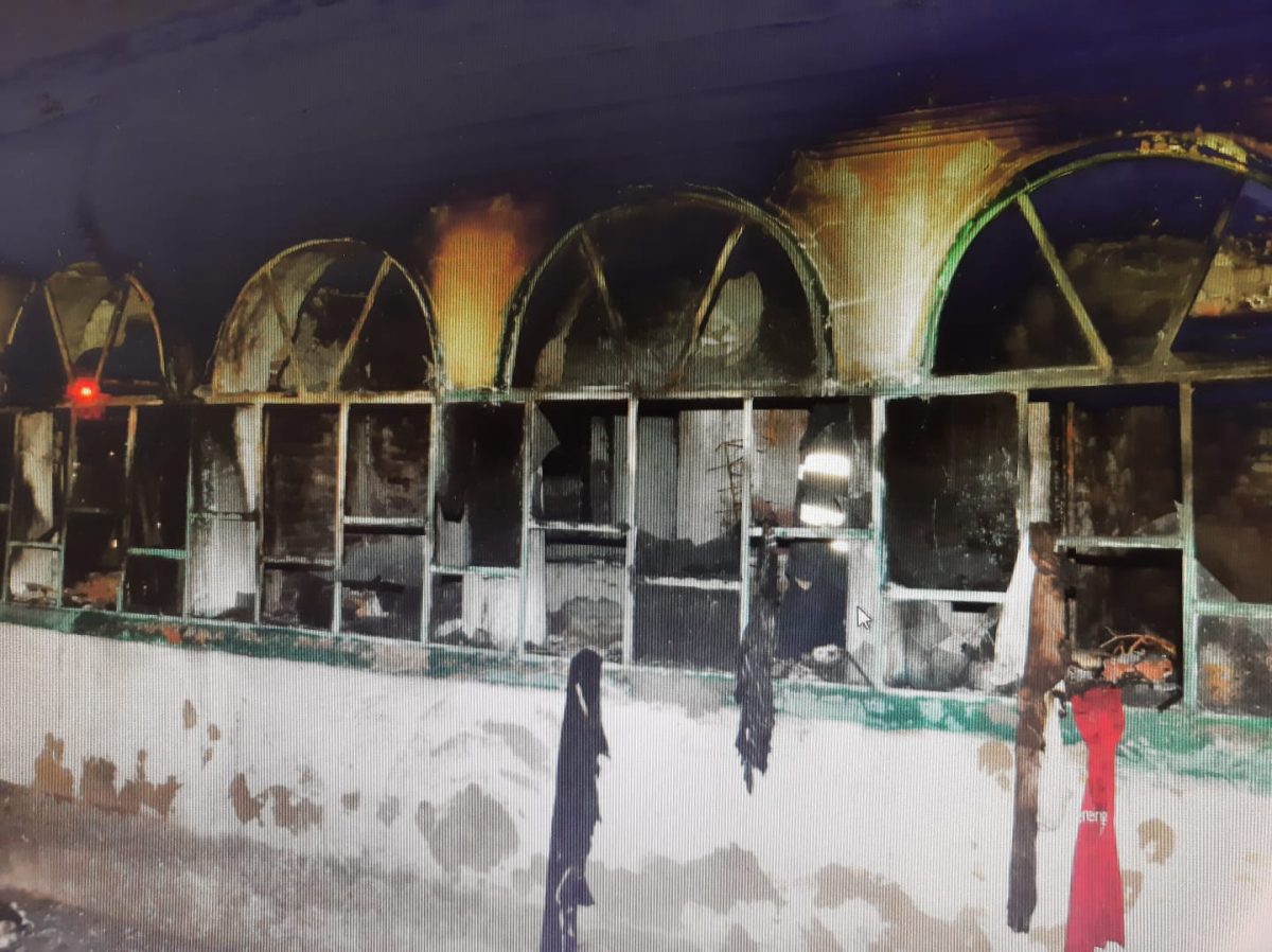 Incendiu de proporții într-o comună din Dolj. Un tată și fiica lui de opt ani au murit carbonizați în casă