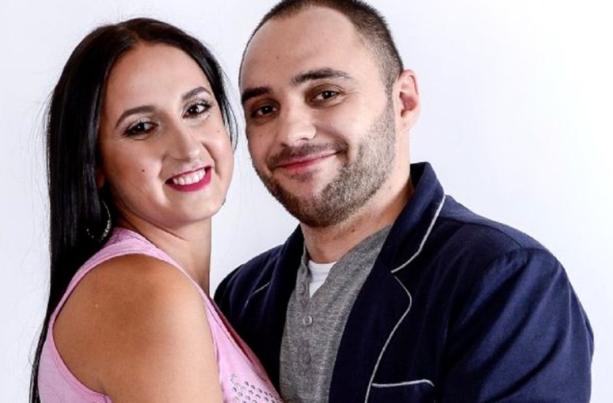 Imagine Stire Care este numele real al Andreei cu „șlarfii”, concurenta care a făcut furori la Insula Iubirii. Ce scrie în buletinul ei | 2review.ro