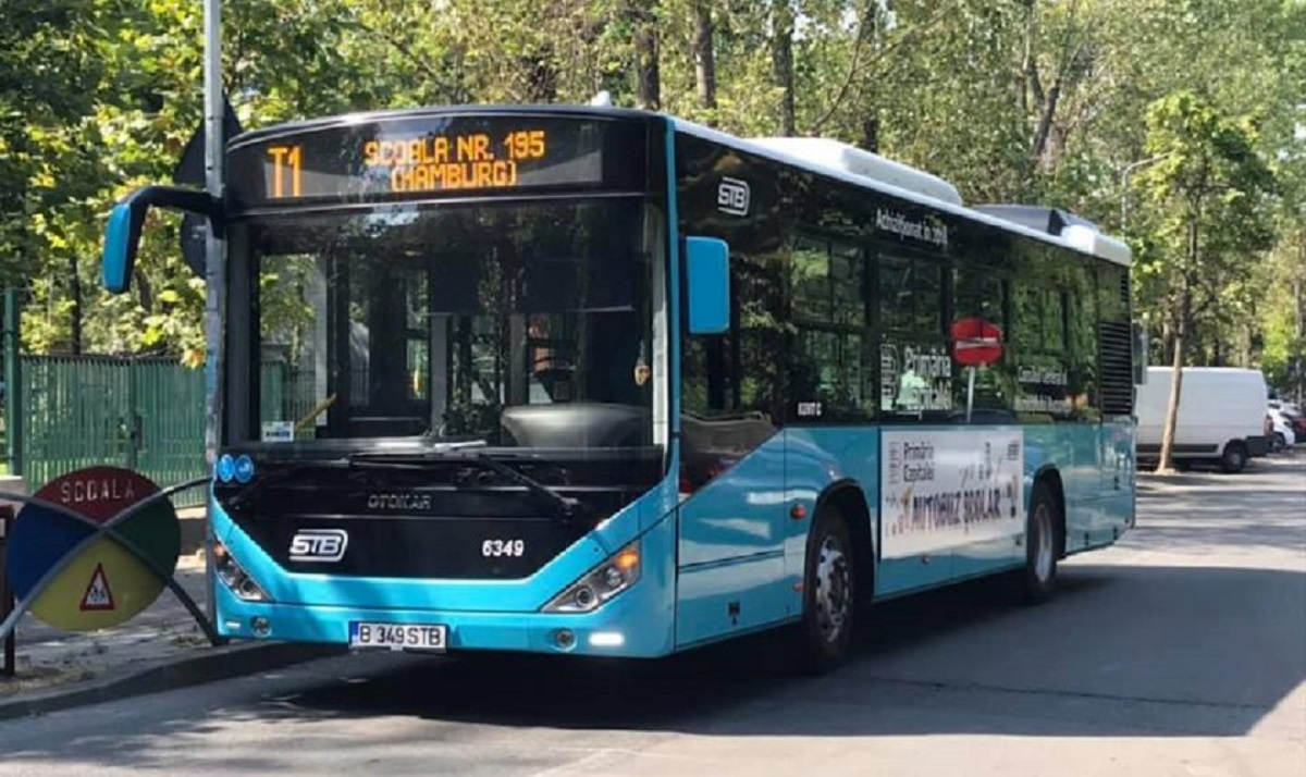 Bancul zilei | Autobuzul pleacă din stație. După el aleargă o doamnă și strigă: Opriți!