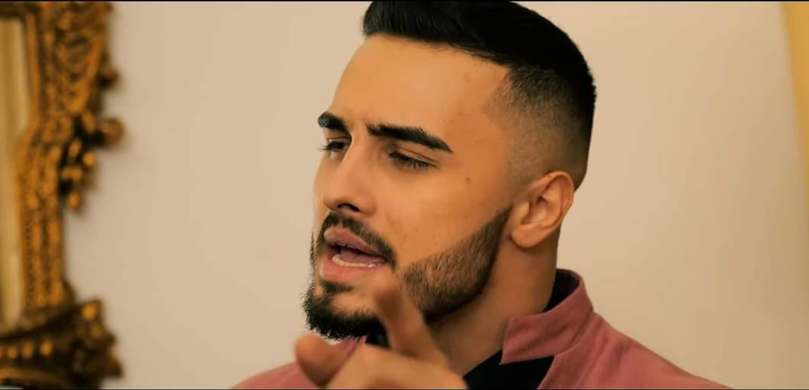 Imagine Stire Drama unui tânăr cântăreț din România! A fost un copil abandonat: „L-am văzut de două ori în 25 de ani” | 2review.ro