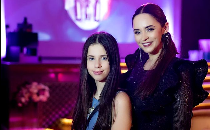 Imagine Stire Violeta, fiica Andreei Marin, a avut COVID! Primele declarații ale ”Zânei”: ”A stat închisă de Sărbători” | 2review.ro