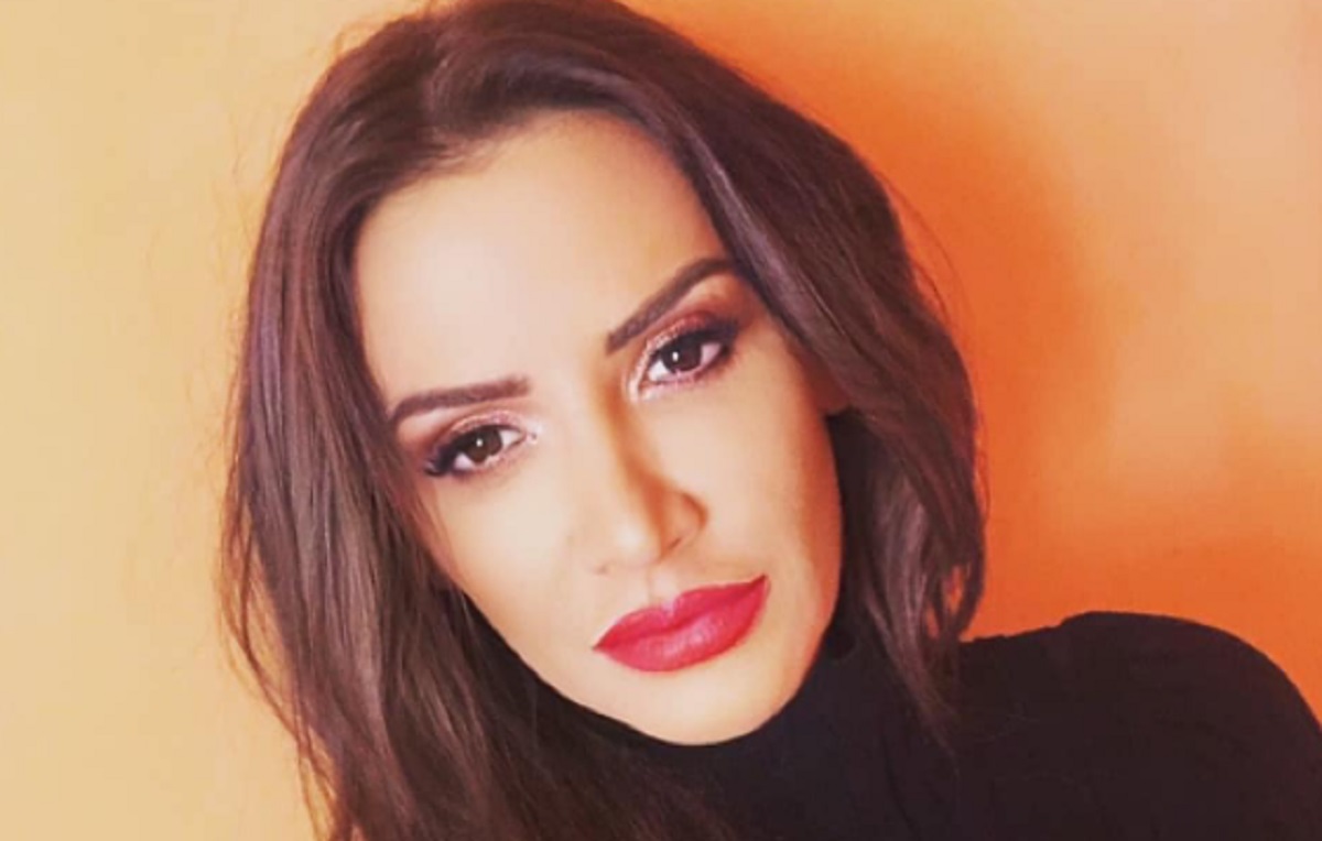 Imagine Stire Mara Bănică, suspectă de Covid-19? Jurnalista este însărcinată în luna a șasea | 2review.ro
