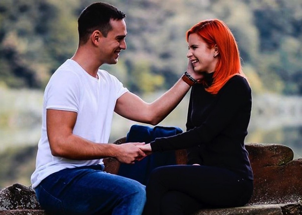Imagine Stire Nimeni nu mai înțelege nimic! Cum s-a afișat Vlad Gherman, de 8 martie, alături de Cristina Ciobănașu | 2review.ro