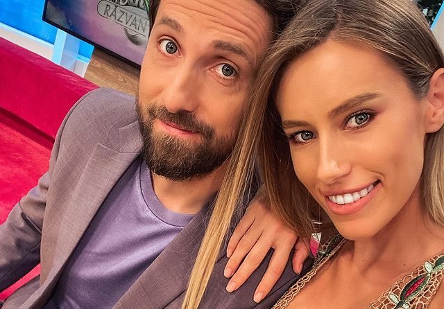 Imagine Stire Dani Oțil, pregătit să devină tătic! Ce o să facă prezentatorul TV când Gabriela Prisăcariu va naște: ”Cică nu ai voie în interior” | 2review.ro