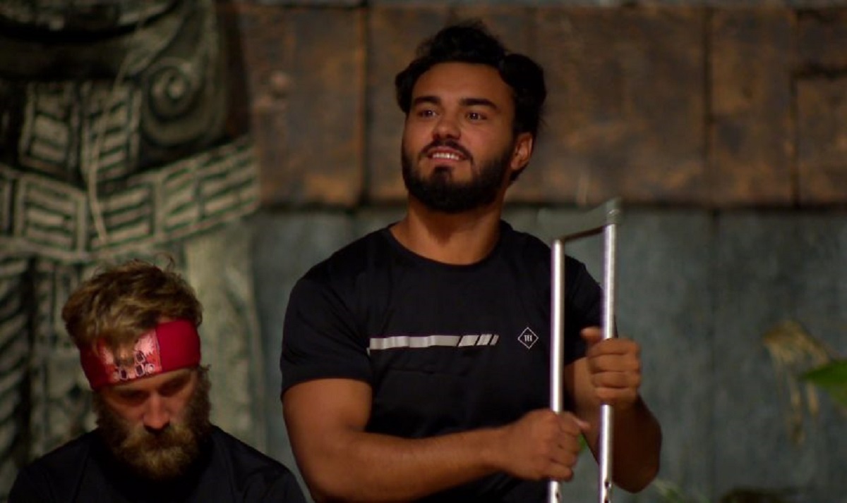Imagine Stire Jador este OUT de la Survivor România. Faimosul și-a spart un dinte și are mari probleme de sănătate | 2review.ro