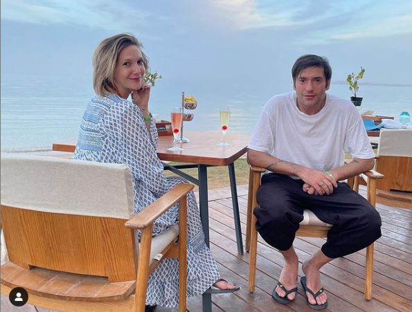 Imagine Stire Cum se pregătește Adela Popescu pentru al treilea copilaș: ”Salutări!” | 2review.ro