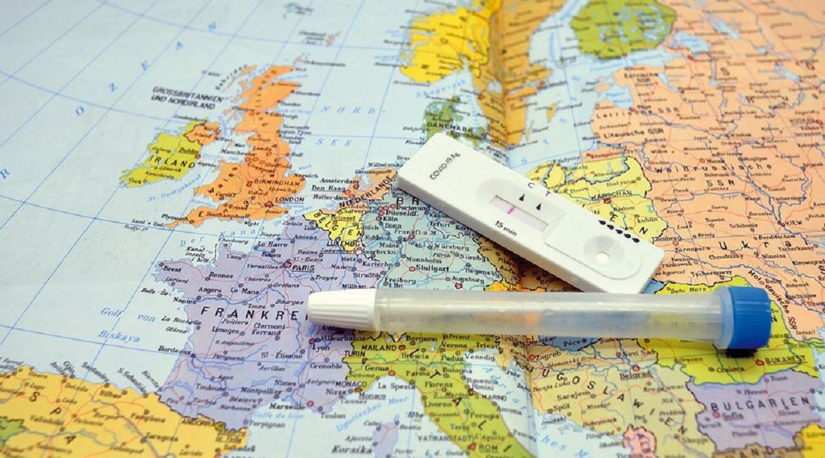 Imagine Stire Coronavirus România, 19 aprilie 2021. Câți oameni au fost depistați pozitiv în ultimele 24 de ore. Imunitate limitată pentru cei care au avut o formă ușoră sau asimptomatică | 2review.ro