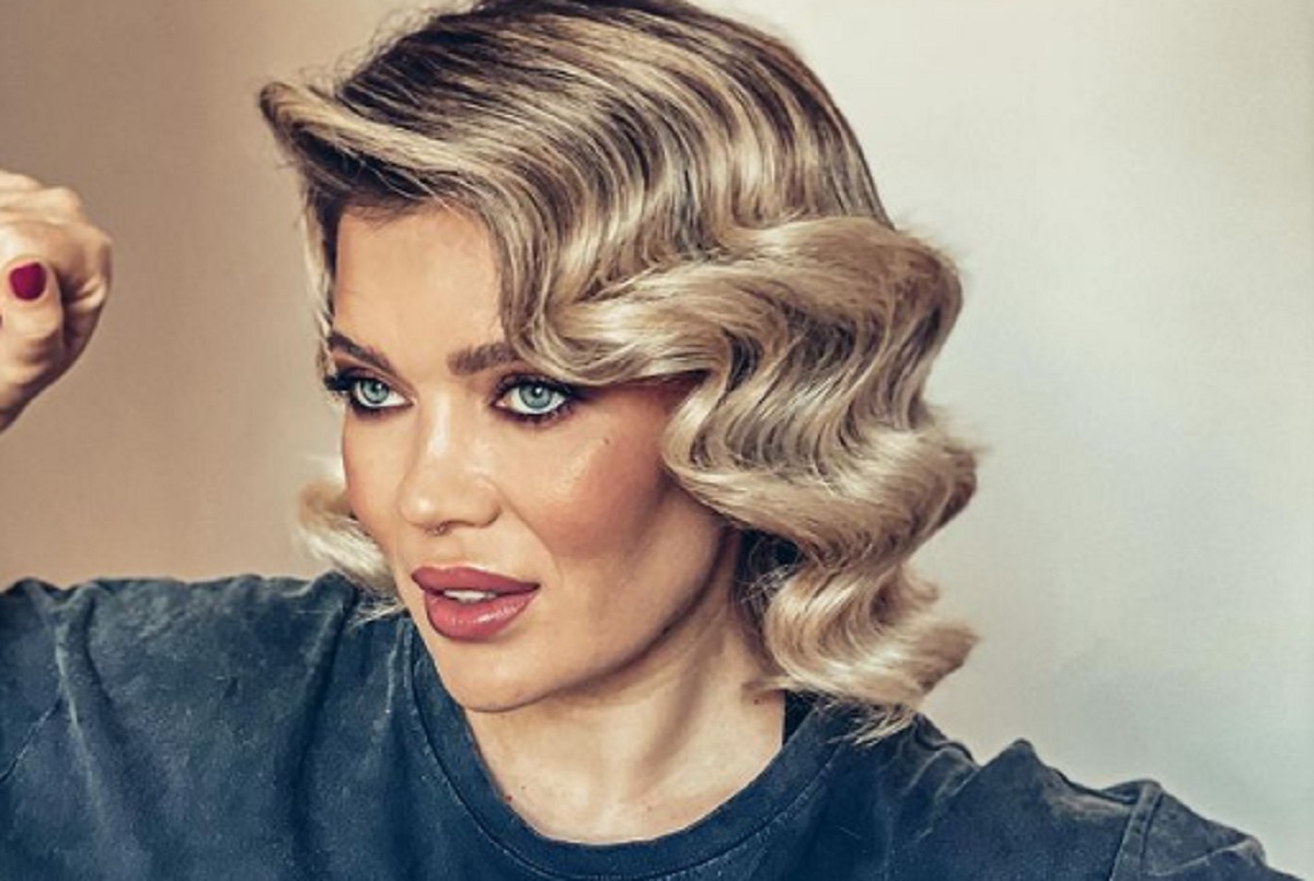 Imagine Stire Gina Pistol, mărturii cutremurătoare: “Cuvântul ‘tată’ nu înseamnă nimic! După divorț, s-a rupt de noi” | 2review.ro