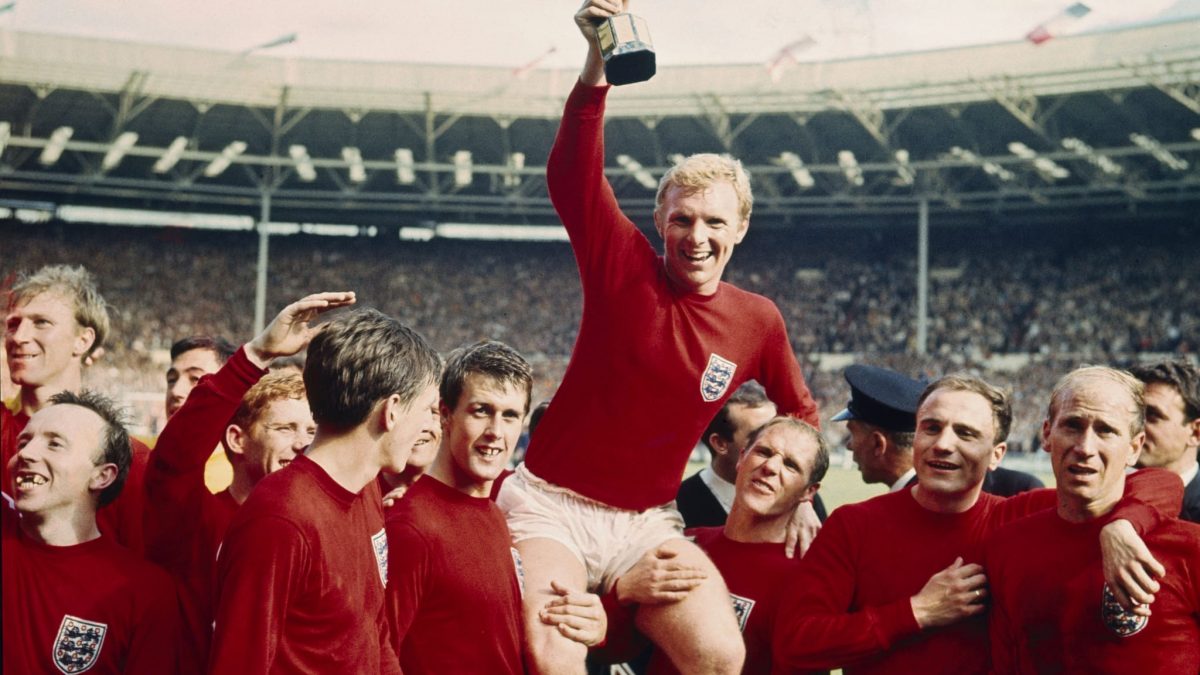 Imagine Stire Bobby Moore, căpitanul care a dus Anglia spre câștigarea Cupei Mondiale | 2review.ro