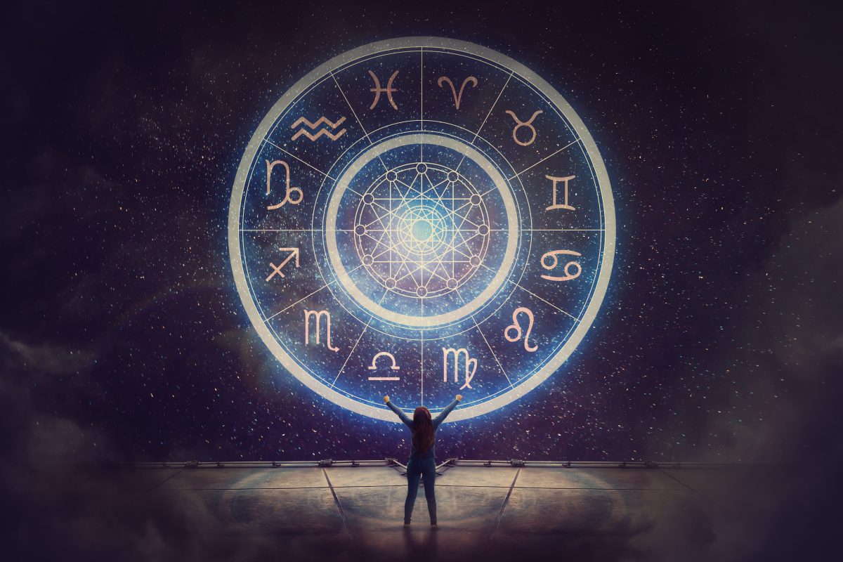 Imagine Stire Horoscop săptămânal 5 – 11 aprilie 2021. Săgetătorii încep noi relații | 2review.ro