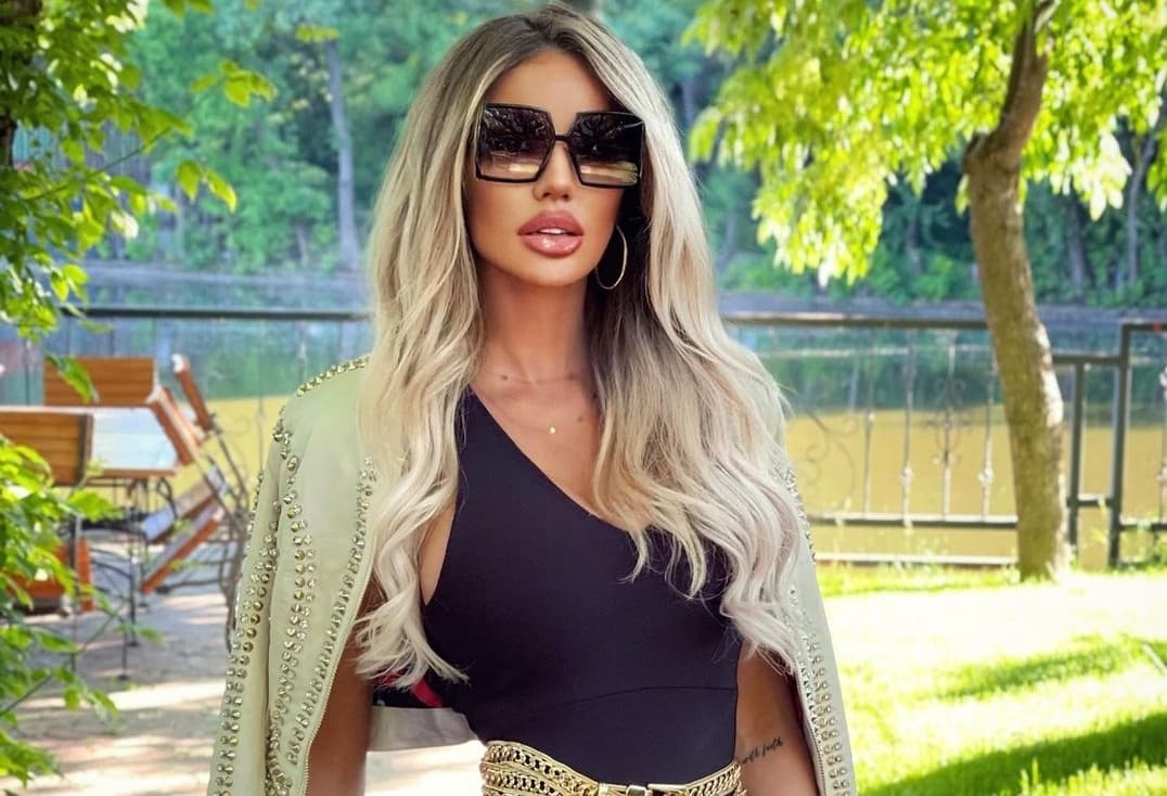 Imagine Stire Bianca Drăgușanu, primele declarații după episodul de la salon! „Nu există împăcări sau alte lucruri” | 2review.ro