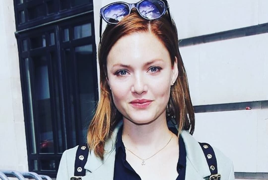 Imagine Stire Vești mari din showbiz-ul internațional! Actrița Holliday Grainger a devenit mămică de gemeni | 2review.ro